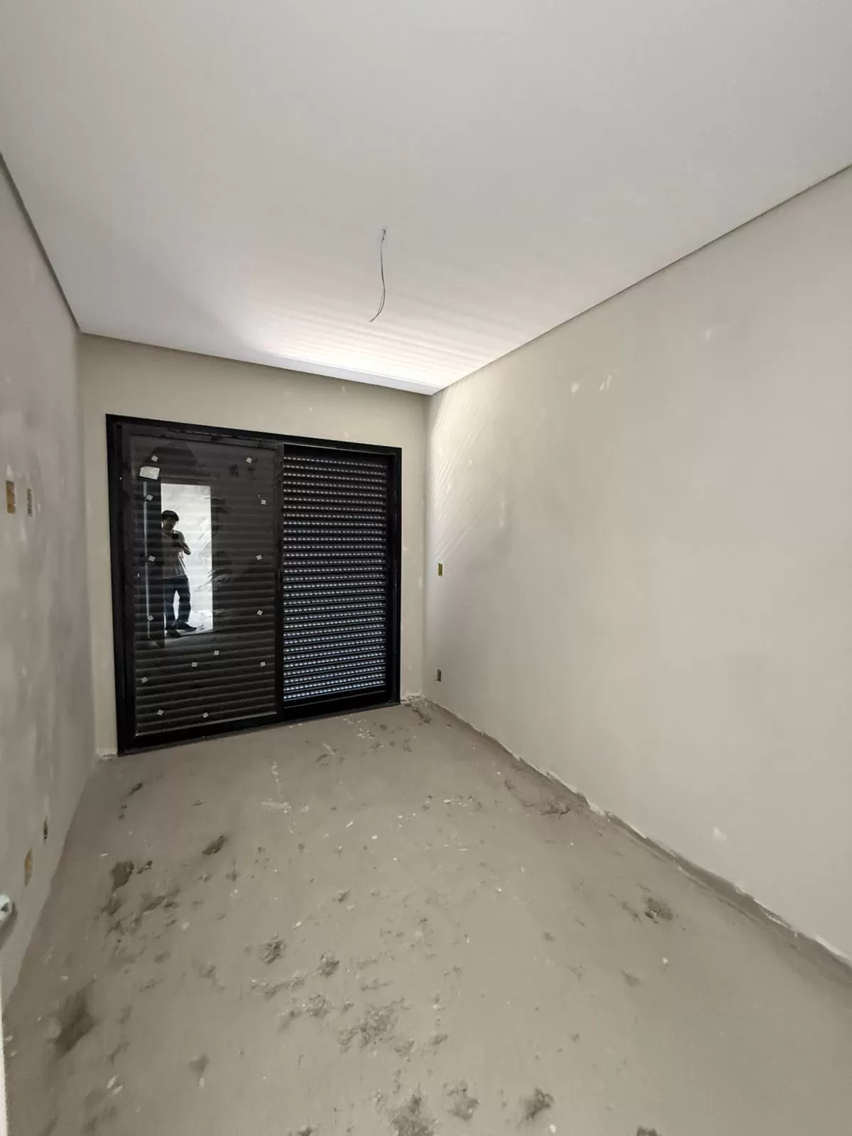 Sobrado à Venda com 3 dormitórios e área gourmet com churrasqueira, 140m² no Condomínio Vale Azul em Votorantim/SP