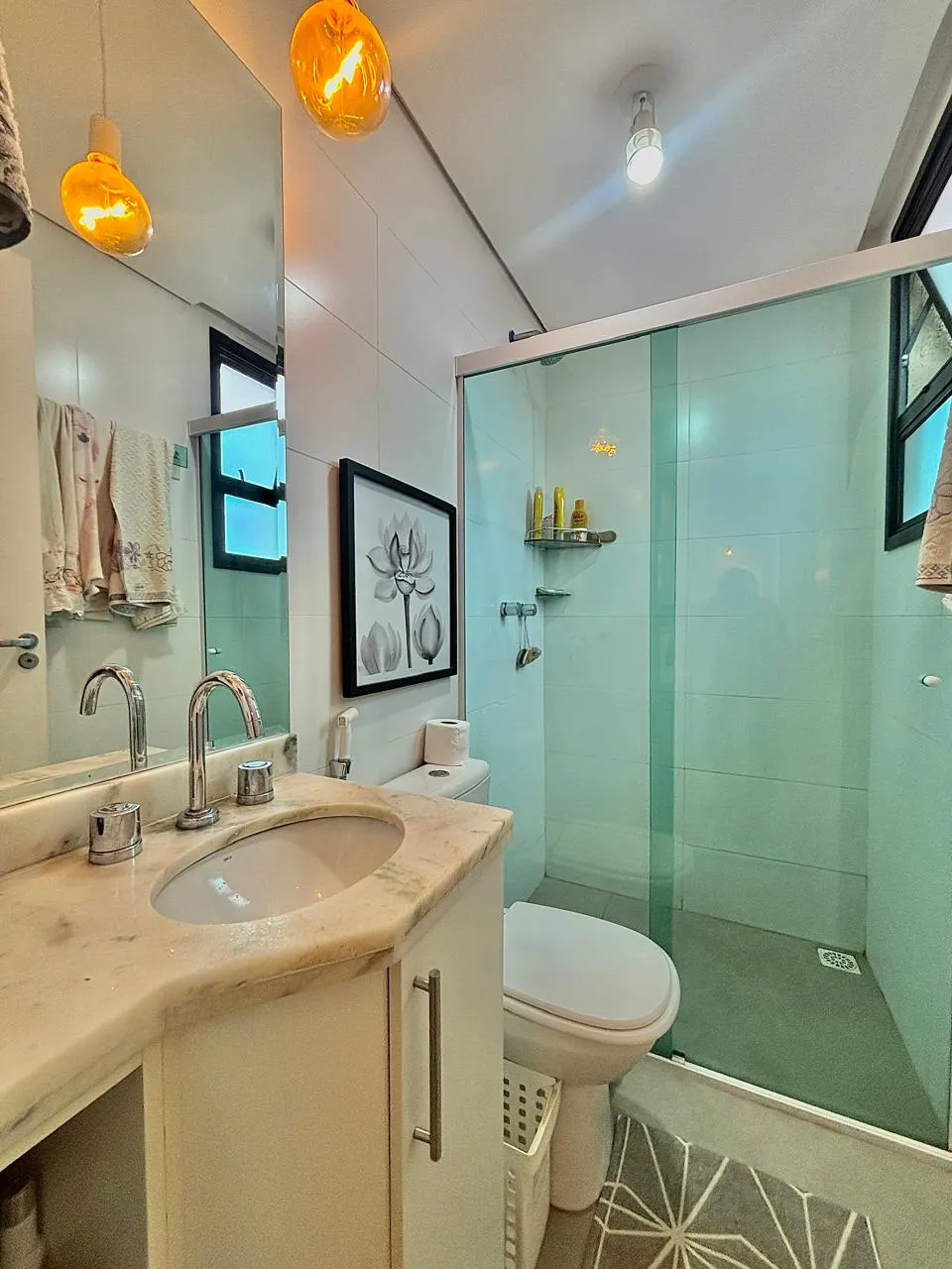 Apartamento Mobiliado à Venda com 2 dormitórios sendo 1 suíte e armários planejados, 70m² no Condomínio Evolution Boa Vista em Sorocaba/SP