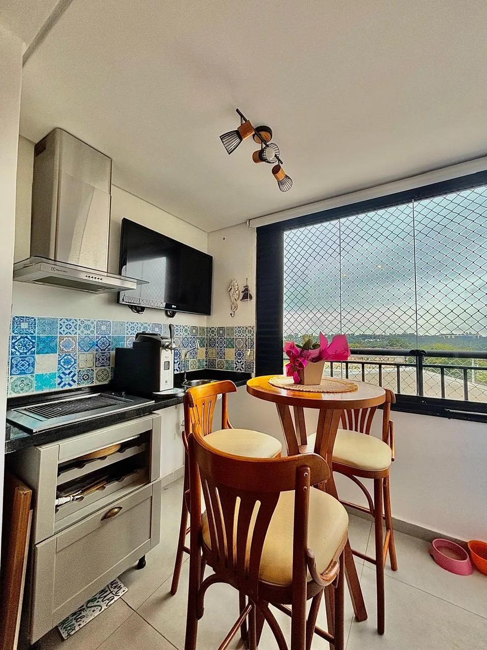 Apartamento Mobiliado à Venda com 2 dormitórios sendo 1 suíte e armários planejados, 70m² no Condomínio Evolution Boa Vista em Sorocaba/SP