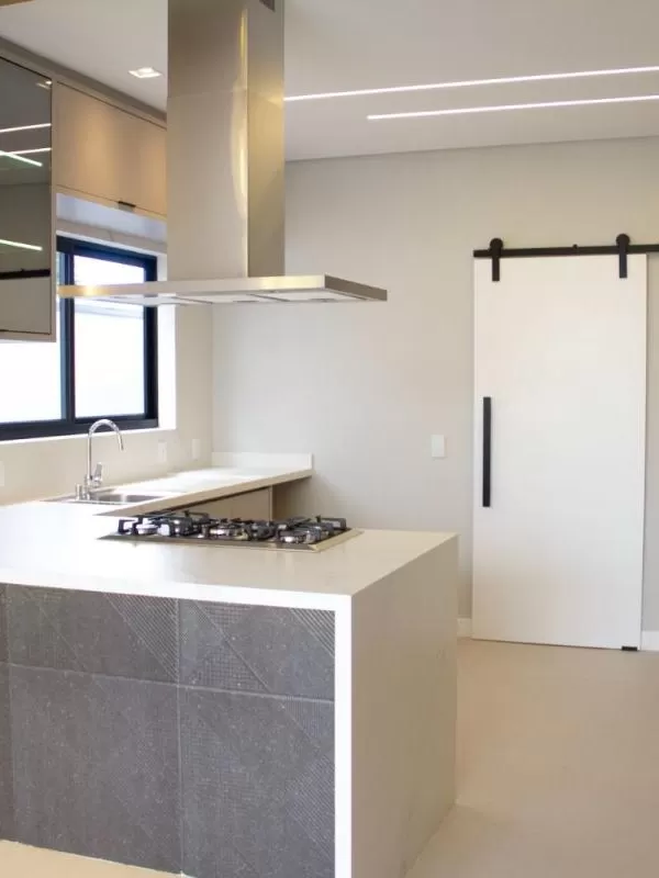 Casa à Venda com 4 suítes, escritório, adega e sala de tv, 313m² em Votorantim/SP no Condomínio Alphaville Nova Esplanada