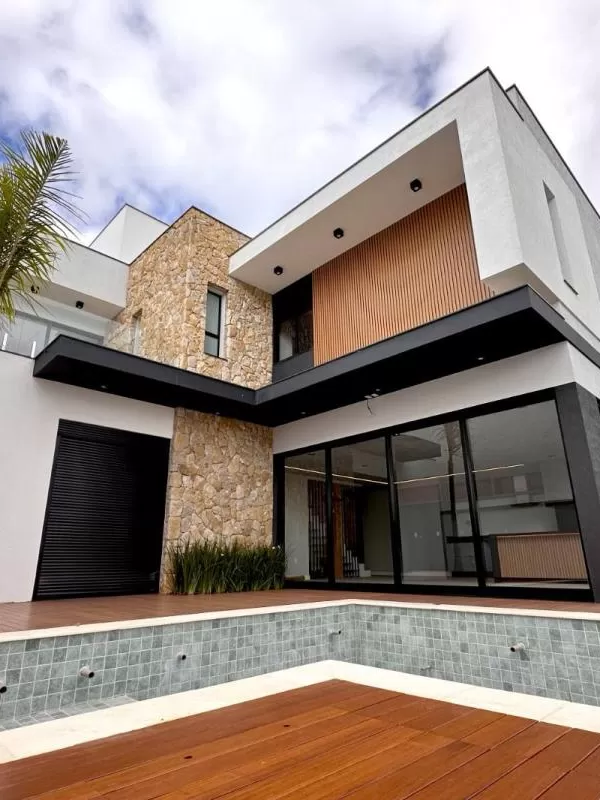 Casa à Venda com 4 suítes, escritório, adega e sala de tv, 313m² em Votorantim/SP no Condomínio Alphaville Nova Esplanada