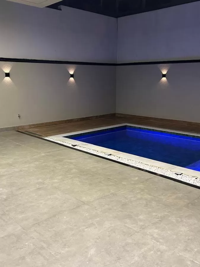 Casa Térrea à Venda com 3 suítes sendo 1 master com closet, escritório e piscina aquecida, 261m² em Votorantim/SP no Condomínio Alphaville Nova Esplanada
