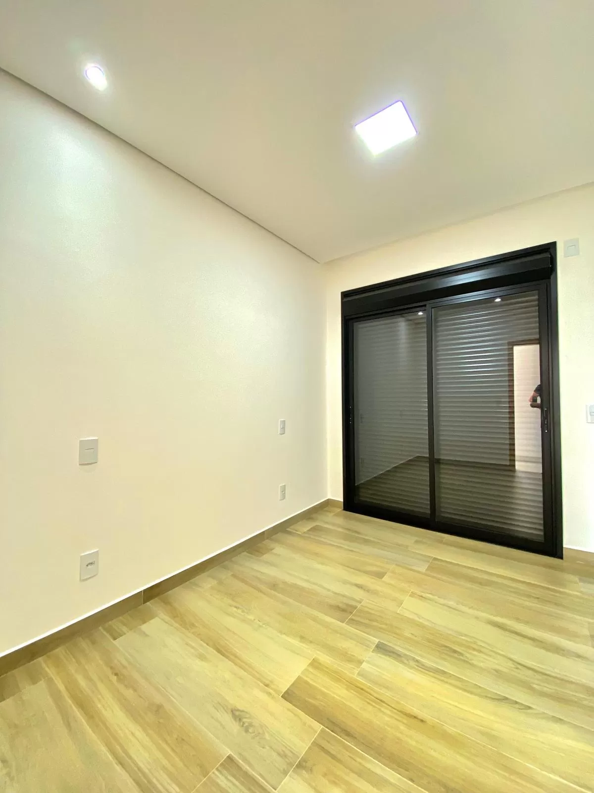 Casa à Venda com 3 suítes, área social integrada e quintal amplo, 170m² no Condomínio Cyrela Landscape em Votorantim/SP