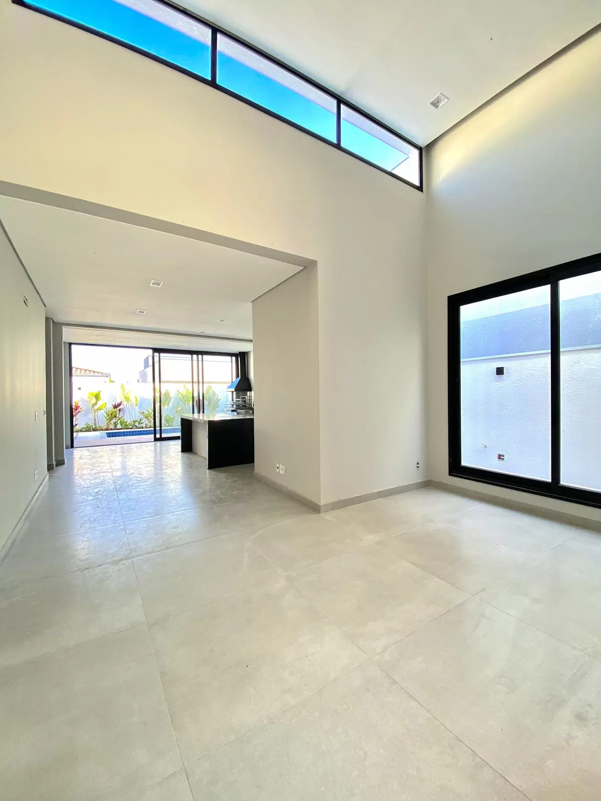 Casa à Venda com 3 suítes, escritório e área gourmet com piscina, 162m² no Condomínio Cyrela Landscape em Votorantim/SP