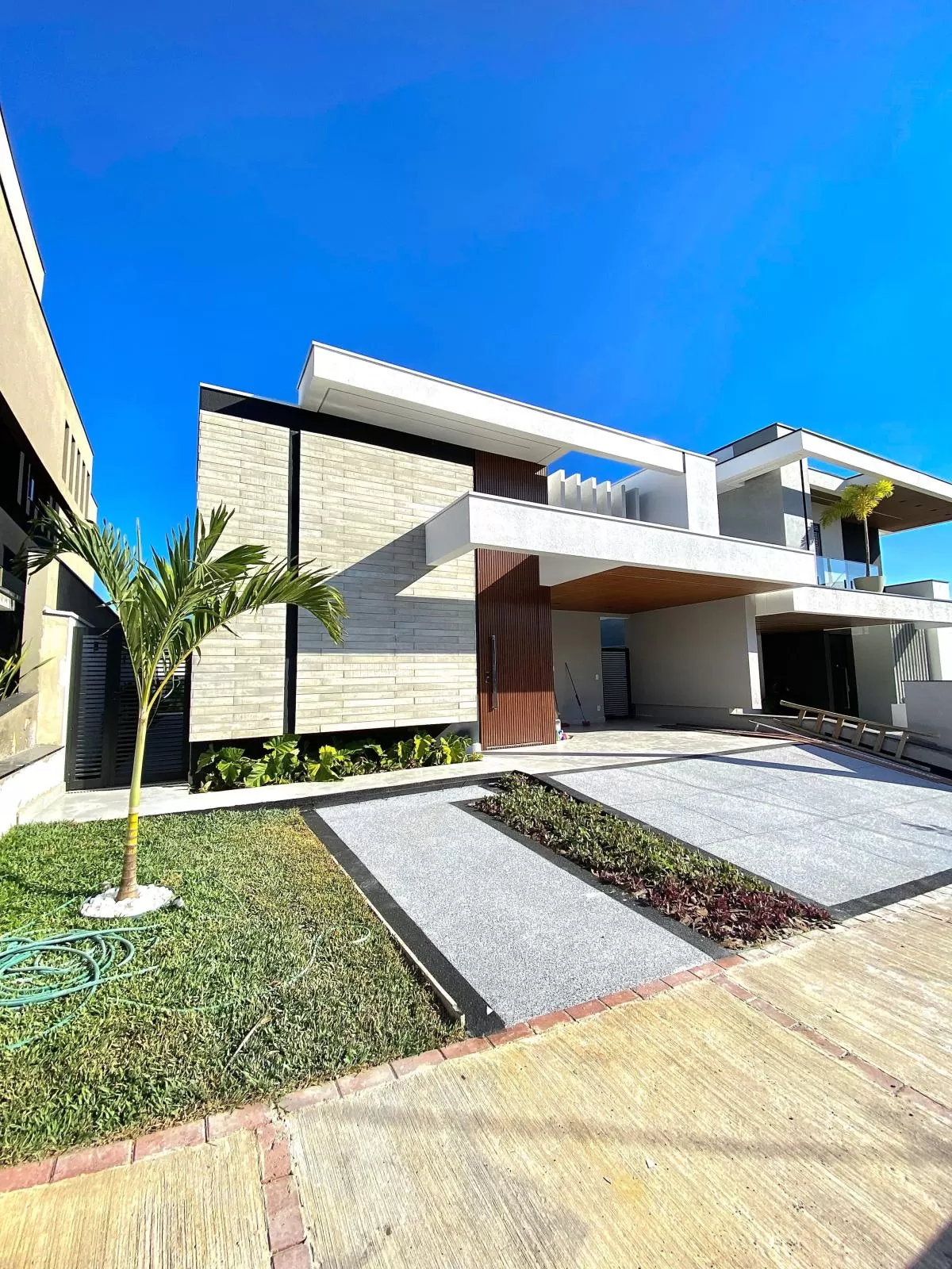 Casa à Venda com 3 suítes, escritório e área gourmet com piscina, 162m² no Condomínio Cyrela Landscape em Votorantim/SP