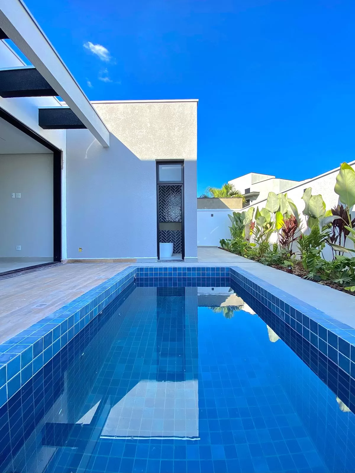 Casa à Venda com 3 suítes, escritório e área gourmet com piscina, 162m² no Condomínio Cyrela Landscape em Votorantim/SP