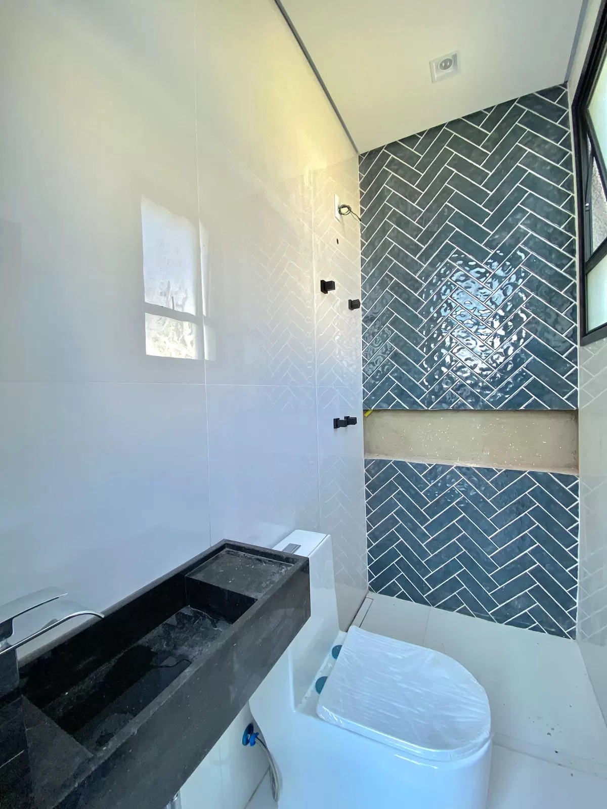 Casa à Venda com 3 suítes, escritório e área gourmet com piscina, 162m² no Condomínio Cyrela Landscape em Votorantim/SP